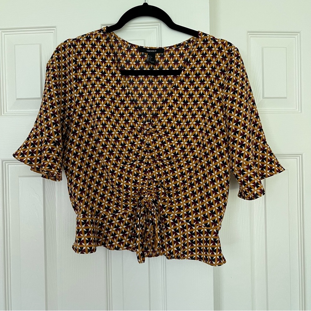 Forever 21 Cropped Blouse with Synch and Tie Details Size L